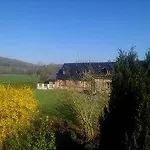 La Longere Des Nuits De Varenne Bed & Breakfast