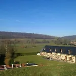 Bed & Breakfast La Longère Des Nuits De Varenne 3*