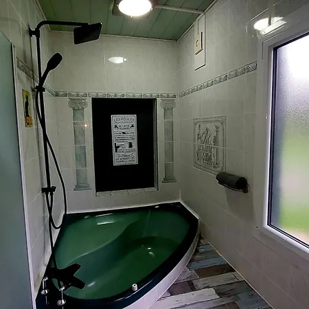 Bed & Breakfast La Longère Des Nuits De Varenne Muchedent