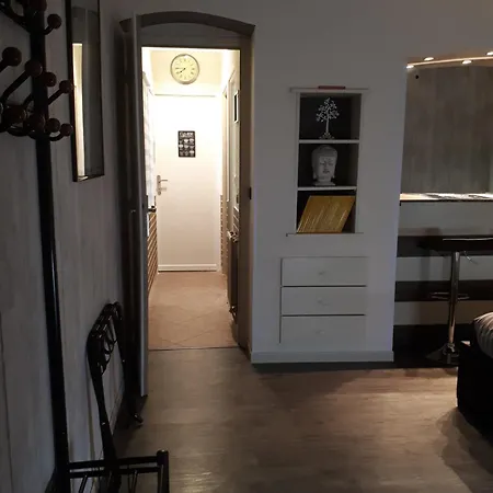 La Longere Des Nuits De Varenne Bed & Breakfast