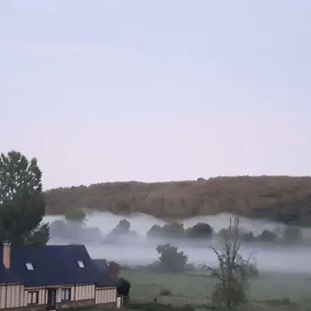 La Longere Des Nuits De Varenne Bed & Breakfast 3*
