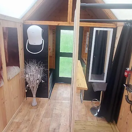 La Longere Des Nuits De Varenne 3* Muchedent