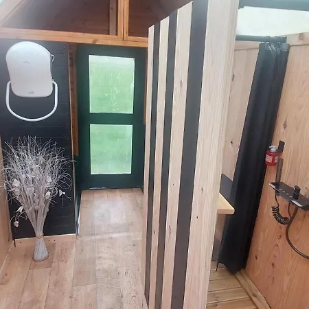 Bed & Breakfast La Longere Des Nuits De Varenne