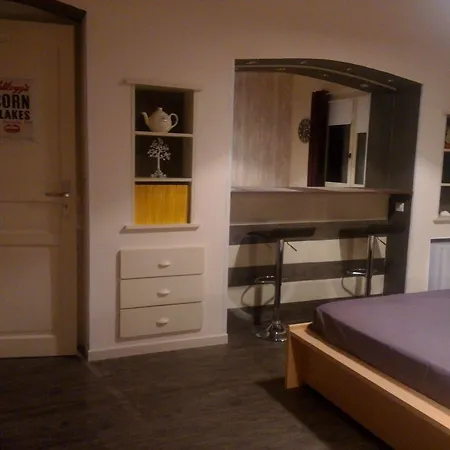 La Longère Des Nuits De Varenne Bed & Breakfast Muchedent