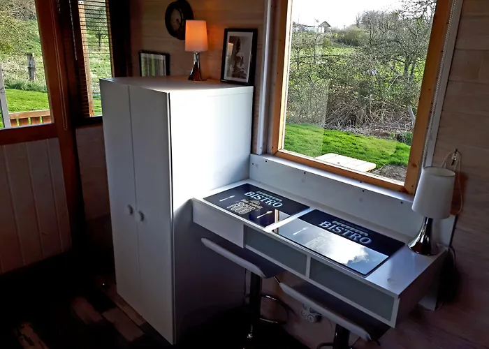 Bed & Breakfast La Longere Des Nuits De Varenne 3*